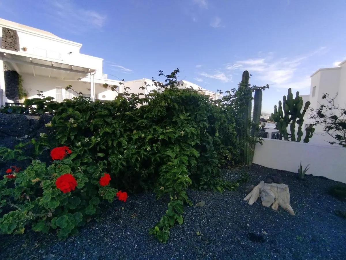 Apartament Mandala Tías Kwatera prywatna